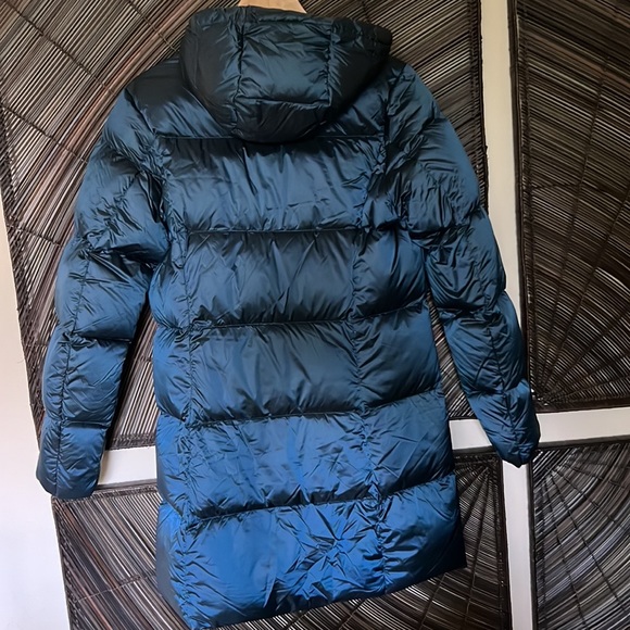 Eddie Bauer puffer jacket - Picture 5 of 5